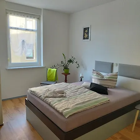Διαμέρισμα Altes Forsthaus Zwenkau